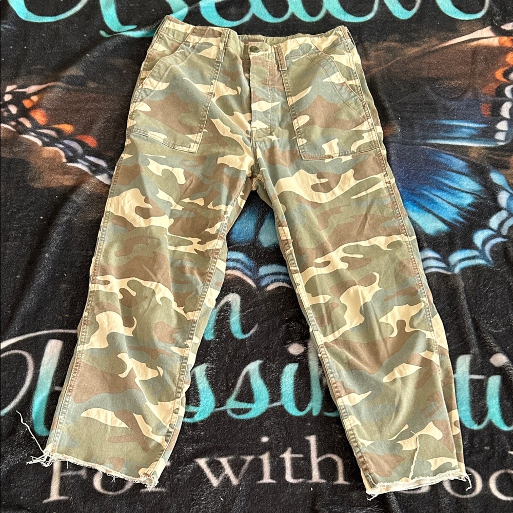 MOTHER Camouflage Patterned Pants